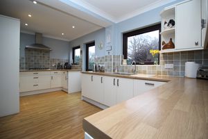 Kitchen- click for photo gallery
